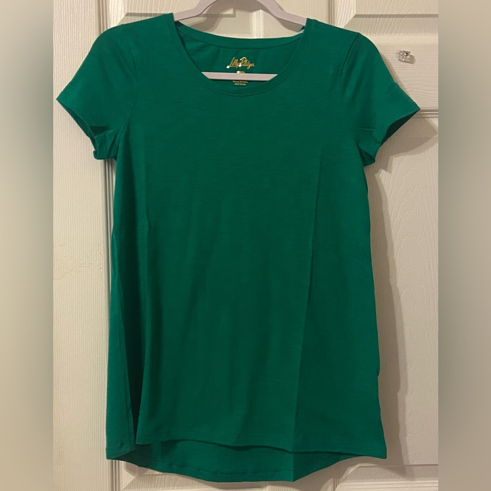 Lily Pulitzer green Etta Scoop Neck Tee in XS